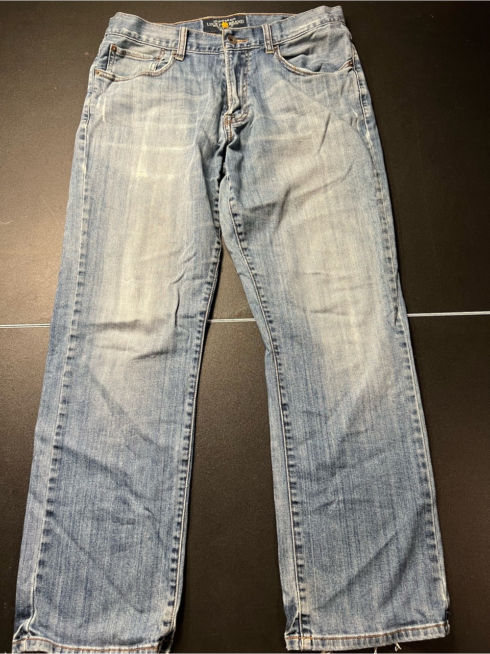 Lucky Brand Men’s Light Wash Straight Jeans 32x30